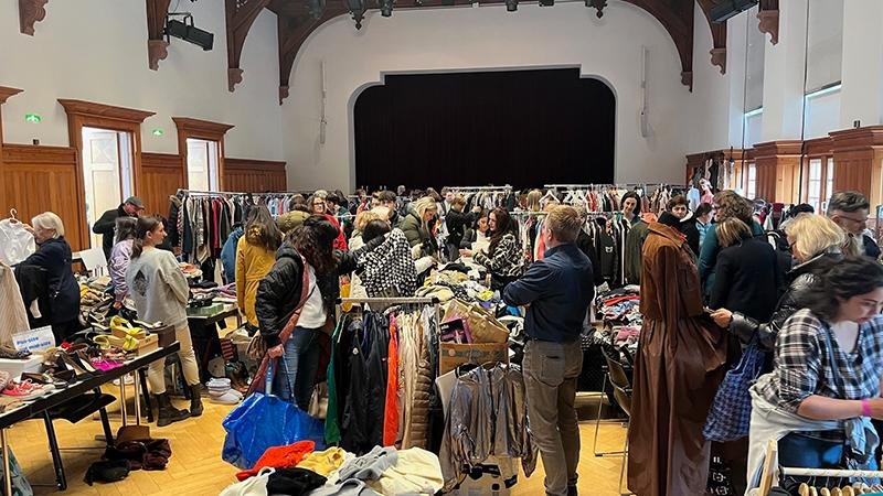 Impressionen Frauenflohmarkt 21.04.2024
